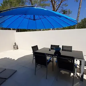 https://villa-quatra-aux-portes-daix-en-provence.fr-provencehotel.com